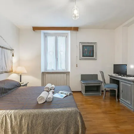 La Maison Di Annamarie Center - Happy Stresa